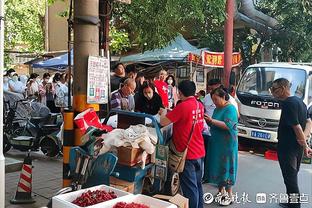 舍伍德：切尔西如果想击败利物浦就得摆大巴，尤其是迪萨西